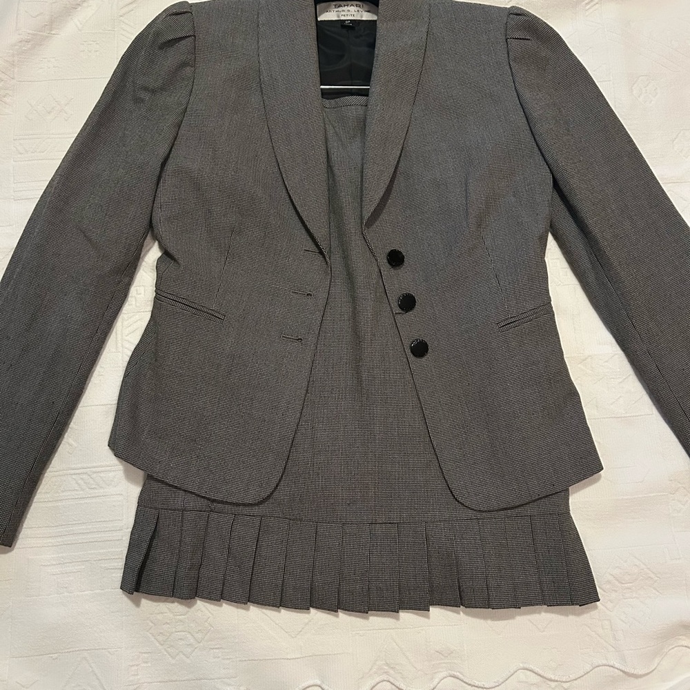 Tahari Gray Blazer and Skirt Set